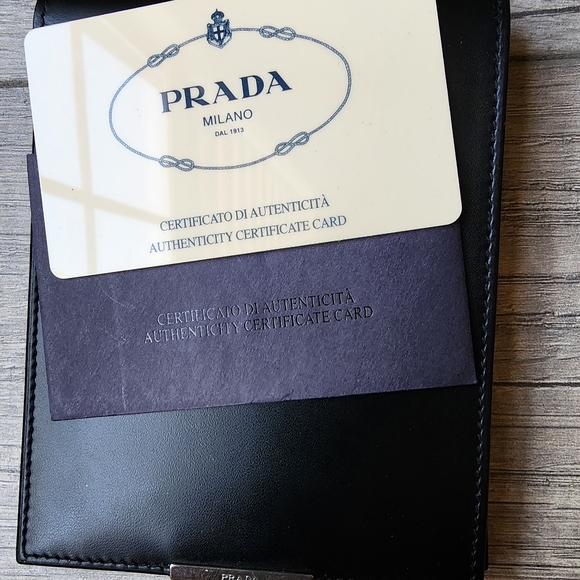Prada Leather Wallet with COA - Picture 11 of 11